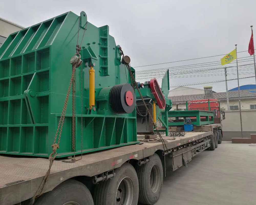 废钢破碎机发货现场