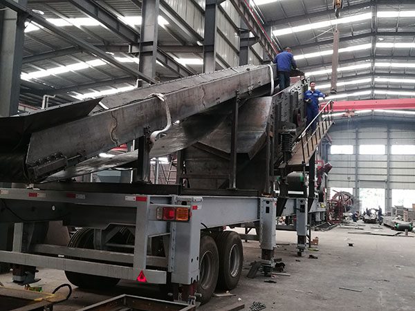 安徽挖机移动破碎机小型