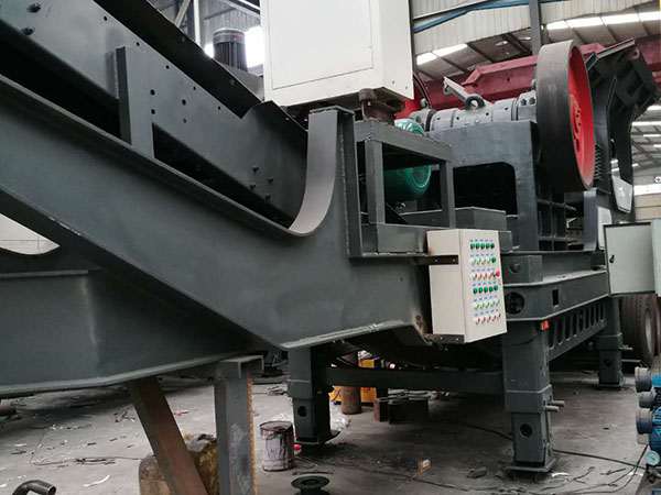 河北哪里租移动破碎机大概多少钱