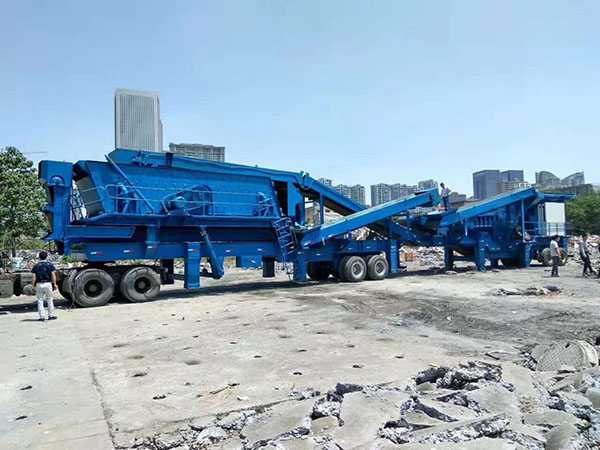 四川小型重锤破碎机移动破碎