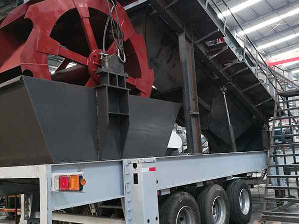 贵州斗式移动破碎机价格多少