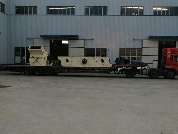 河北小型移动移动破碎机站报价