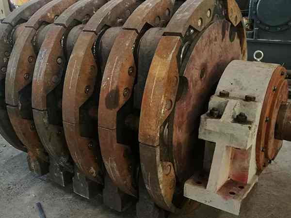 江西小型可重锤破碎机设计案例