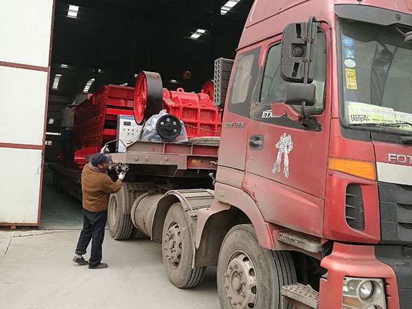 湖北小型移动移动破碎机售价