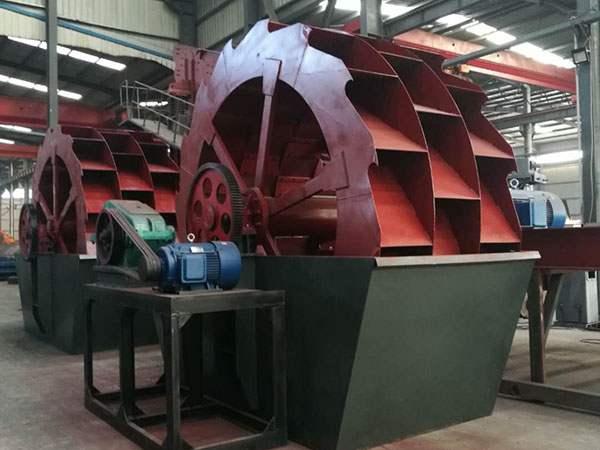 贵州轮胎式重锤破碎机厂家