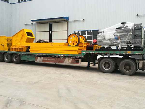 江苏大形车载重锤破碎机移动式破碎站