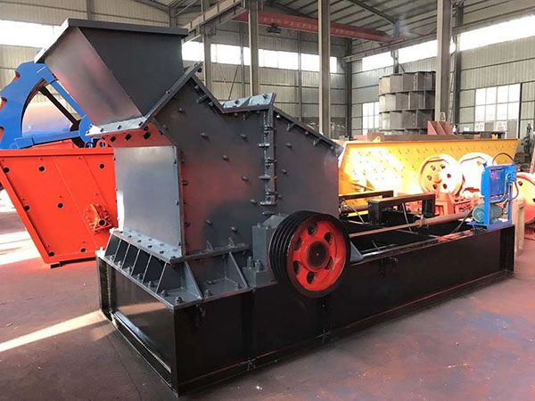 福建贵州移动破碎机小型