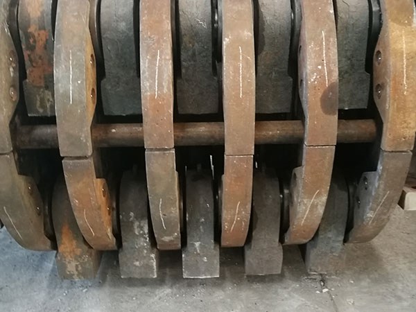 辽宁履带式移动破碎机移动破碎