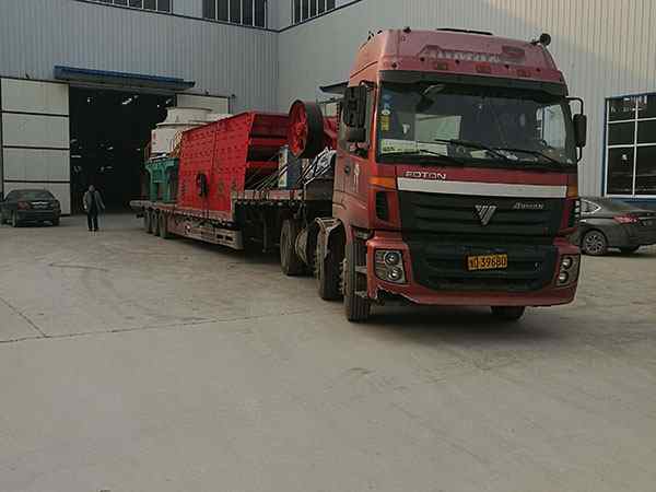 中型移动式破碎站美国