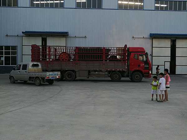 一体式移动式破碎站图片价格表