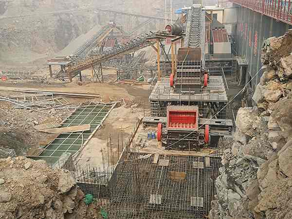 破碎移动式破碎机销售