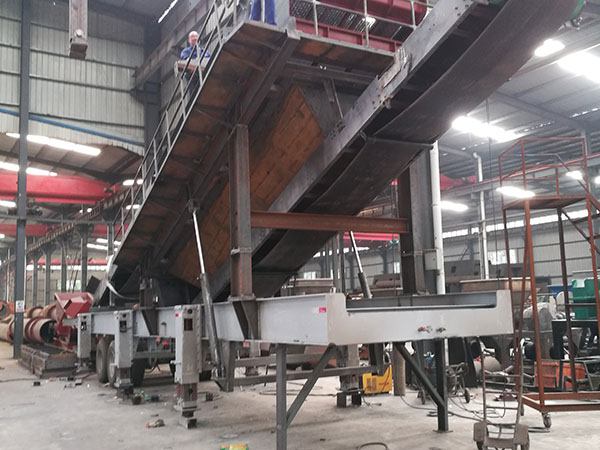 自制移动破碎机生产厂家