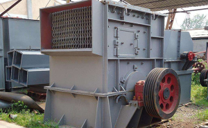 绿松石锤式破碎机